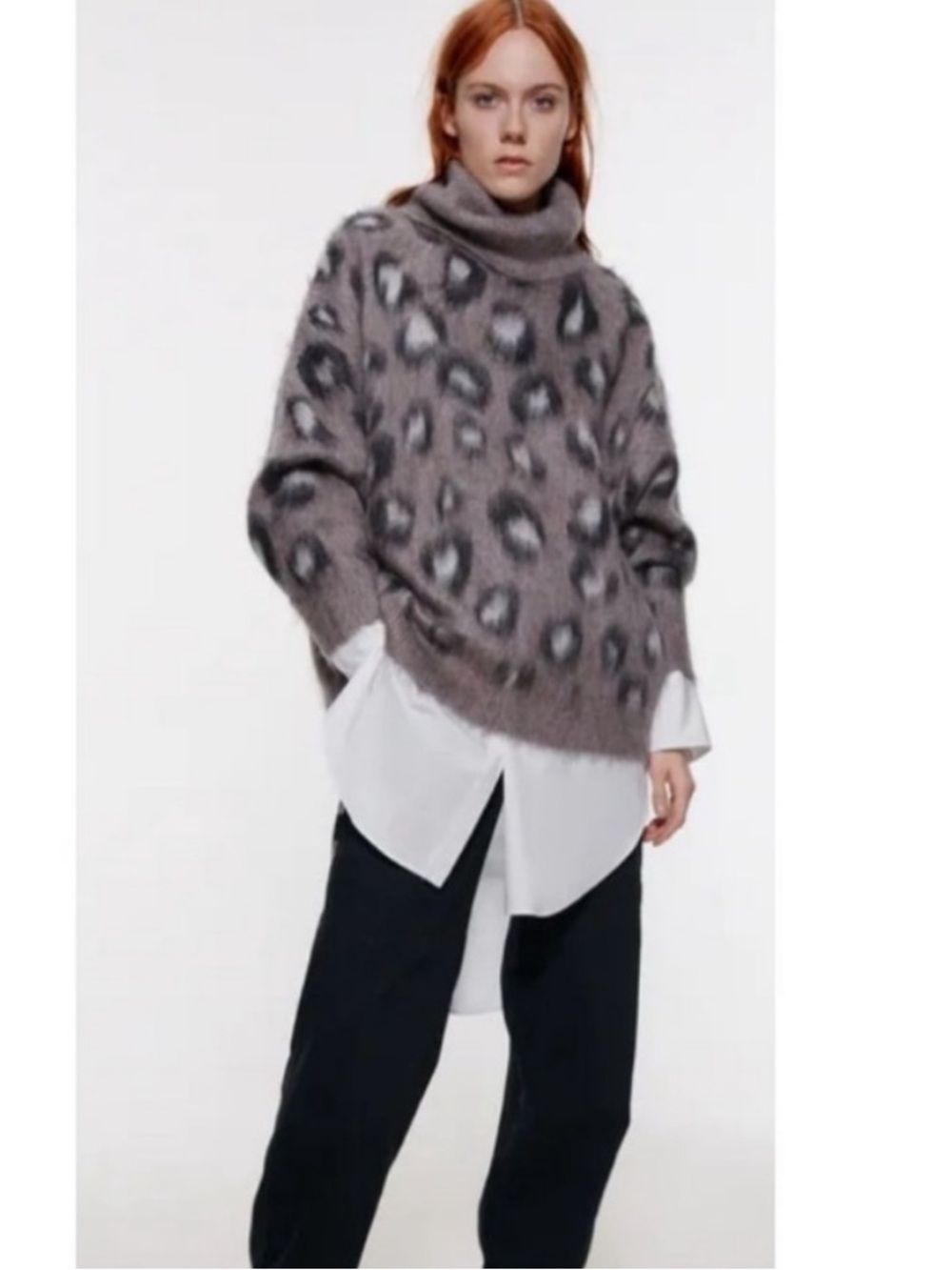 Cozy Oversized Leopard Print Mohair Like Turtleneck Sweater size medium - Picture 3 of 6